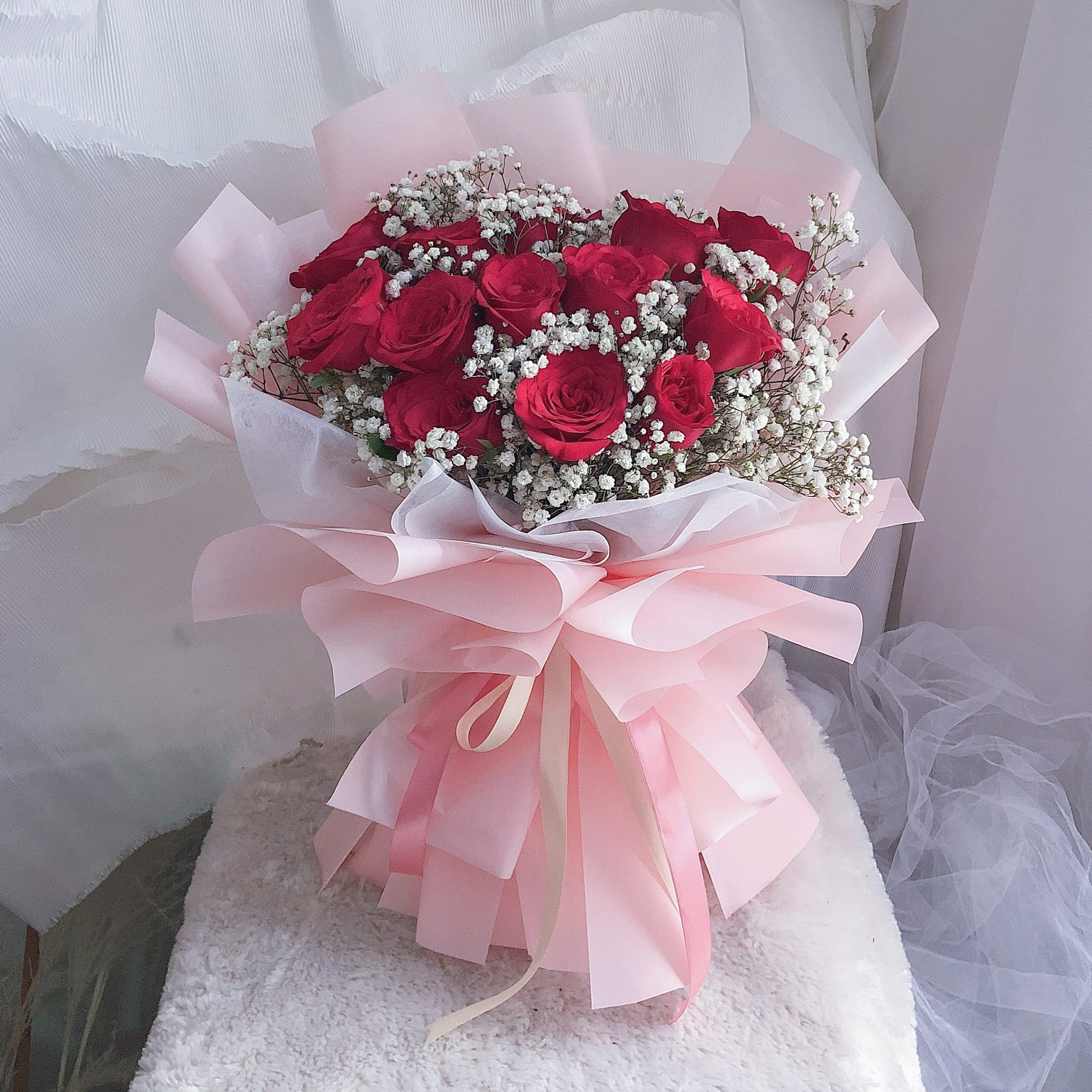 Red Roses Bouquet - 13 stalks - Lartiste - KL Florist