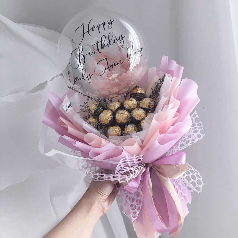 Ferrero Bouquet with Balloon- 12 pcs - Lartiste - KL Florist